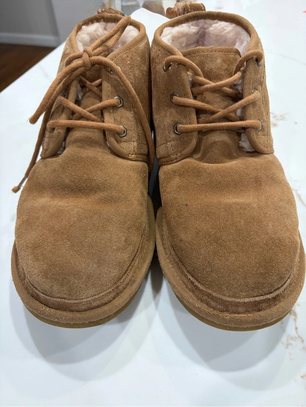 UGG Men's Neumel Tan Suede Chukka Boot, size 10